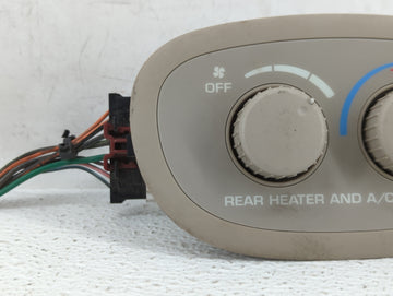2001-2003 Dodge Durango Climate Control Module Temperature AC/Heater Replacement P/N:5HA50TL2AA P55056249AD Fits OEM Used Auto Parts