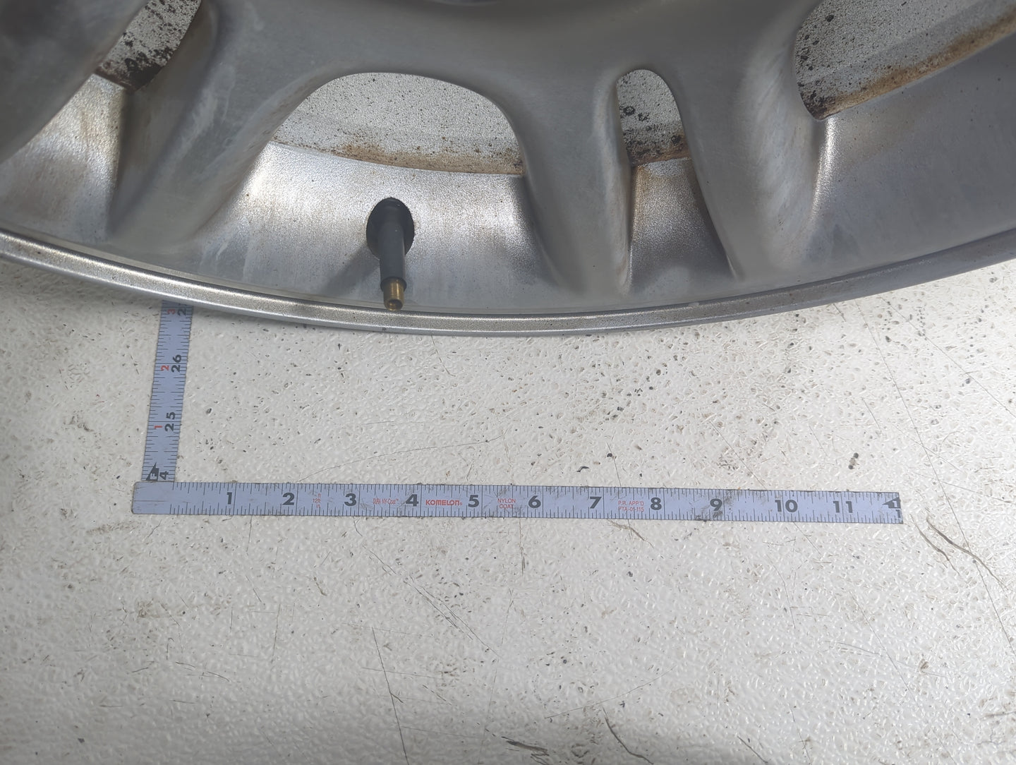 2003 Dodge Durango Oem Wheel Rim 5029967 - Oemusedautoparts1.com