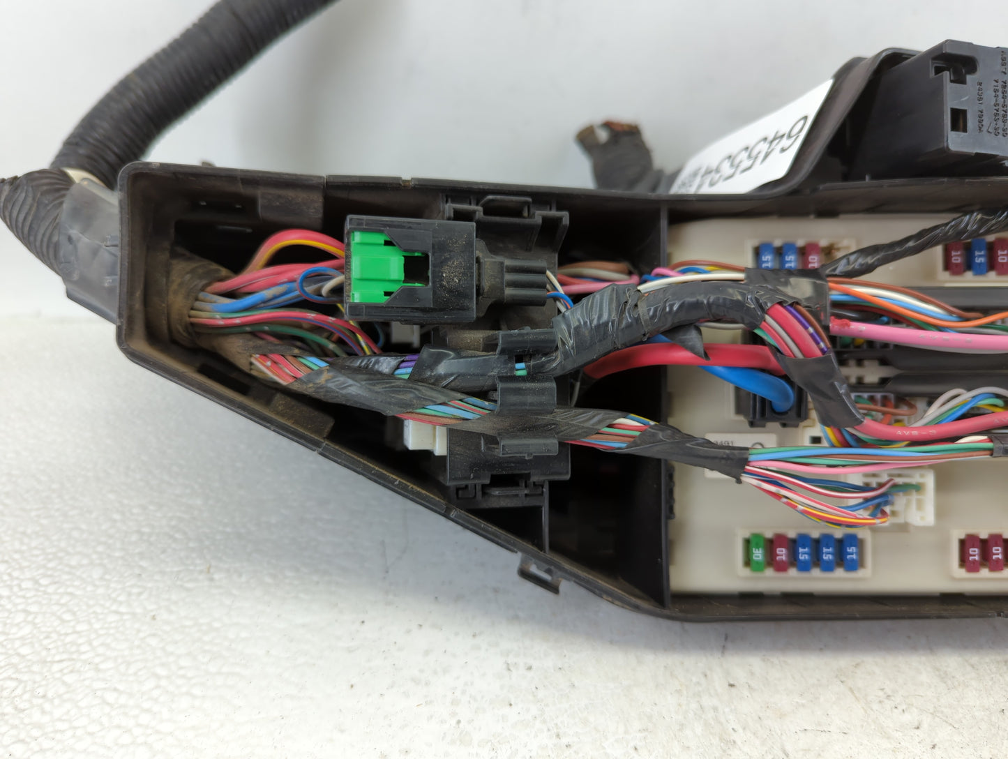 2000-2003 Dodge Durango Fusebox Fuse Box Panel Relay Module P/N:284B71AA1A Fits Fits 2000 2001 2002 2003 OEM Used Auto Parts