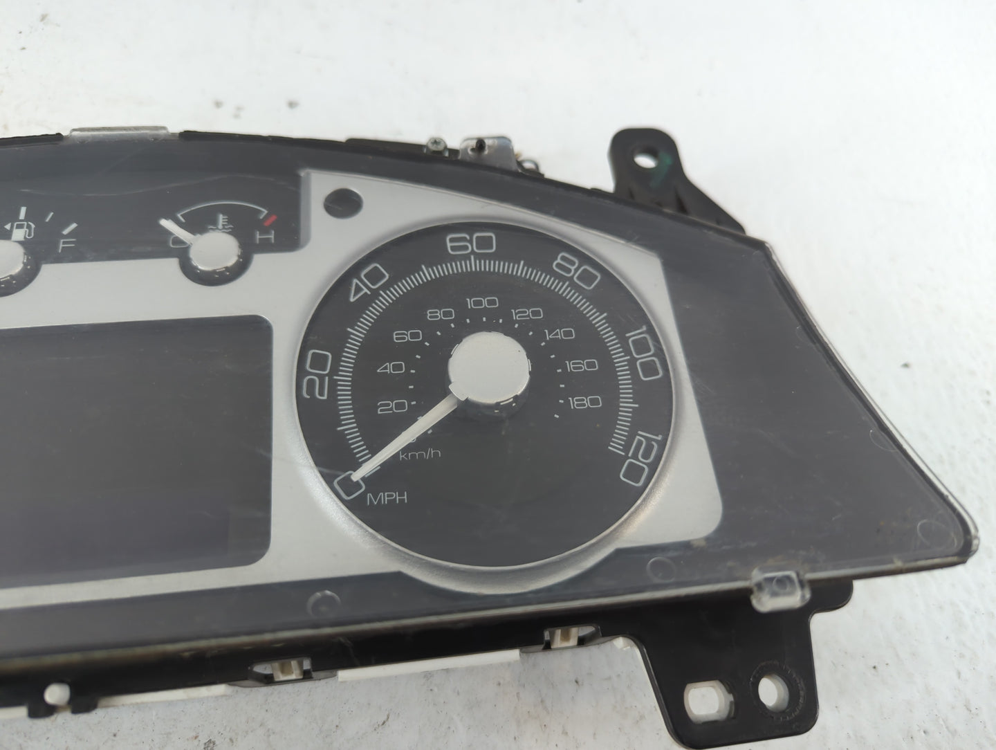 2003 Dodge Durango Instrument Cluster Speedometer Gauges Fits OEM Used Auto Parts - Oemusedautoparts1.com