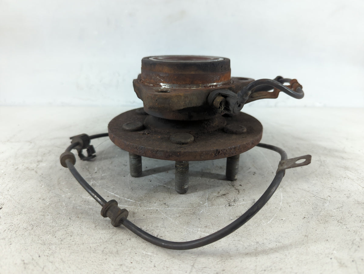 1998-2003 Dodge Durango Driver Front Wheel Hub Oem 701279 - Oemusedautoparts1.com