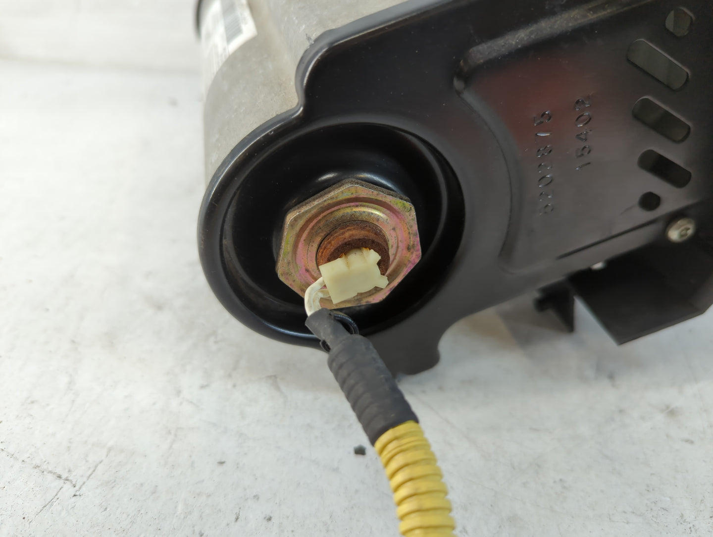 2002-2003 Dodge Durango Air Bag Driver Left Steering Wheel Mounted - Oemusedautoparts1.com