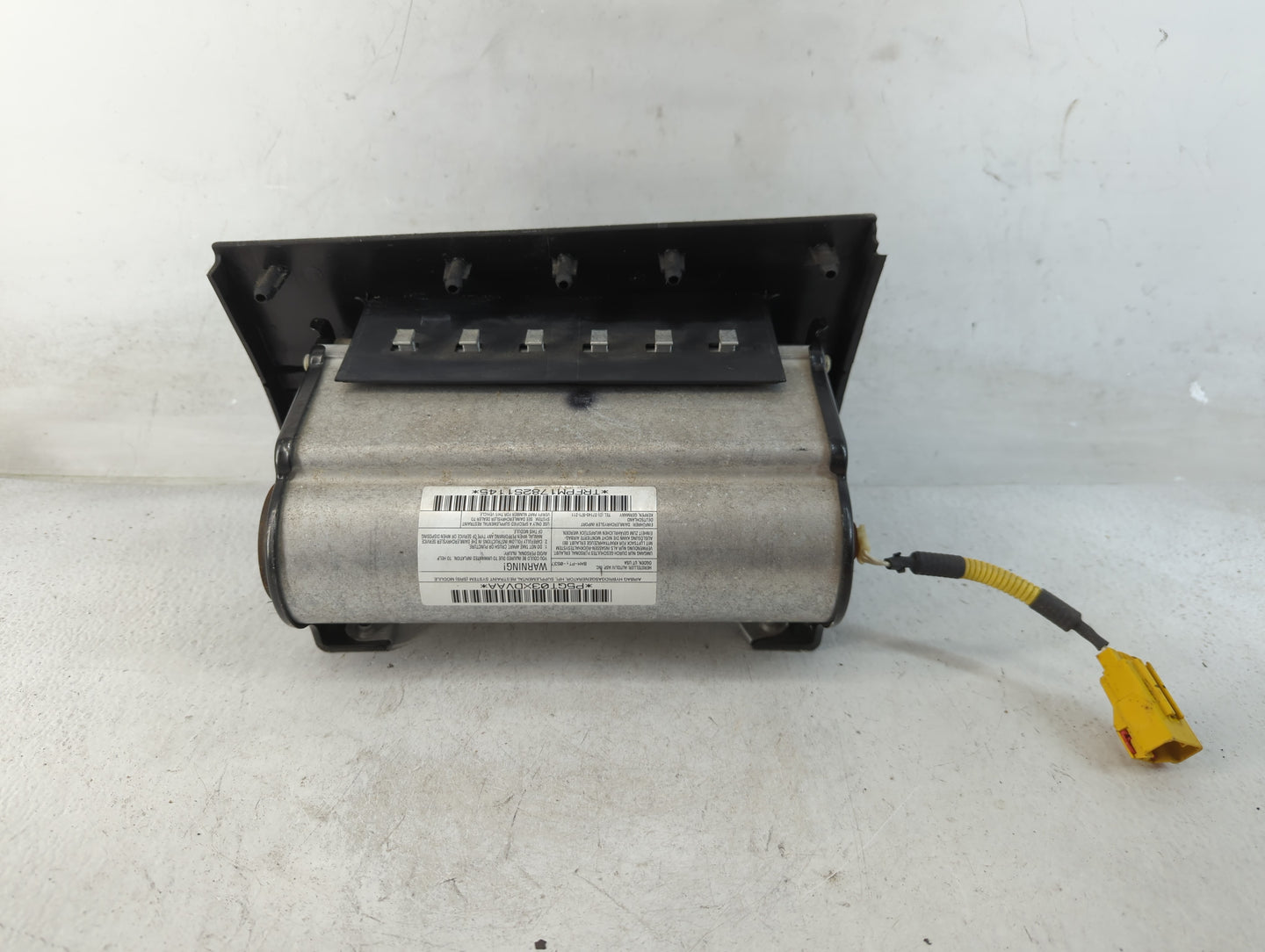 2002-2003 Dodge Durango Air Bag Driver Left Steering Wheel Mounted - Oemusedautoparts1.com