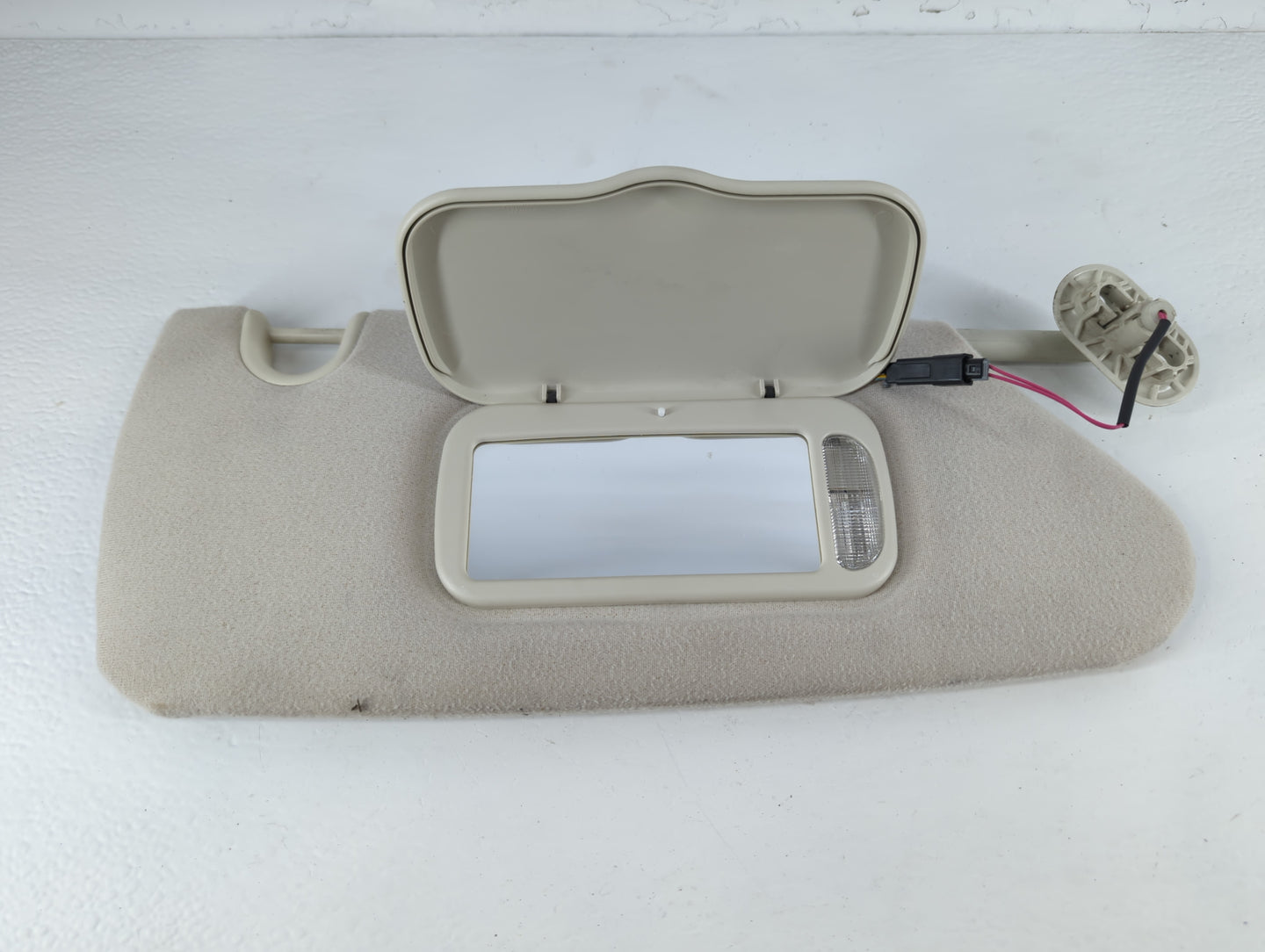 2003 Dodge Durango Sun Visor Shade Replacement Passenger Right Mirror Fits OEM Used Auto Parts - Oemusedautoparts1.com
