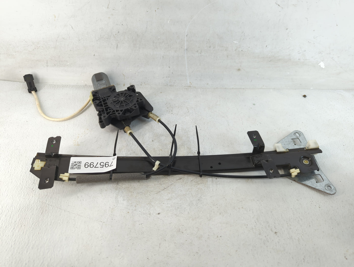 2001-2003 Dodge Durango Window Regulator Passenger Front - Oemusedautoparts1.com