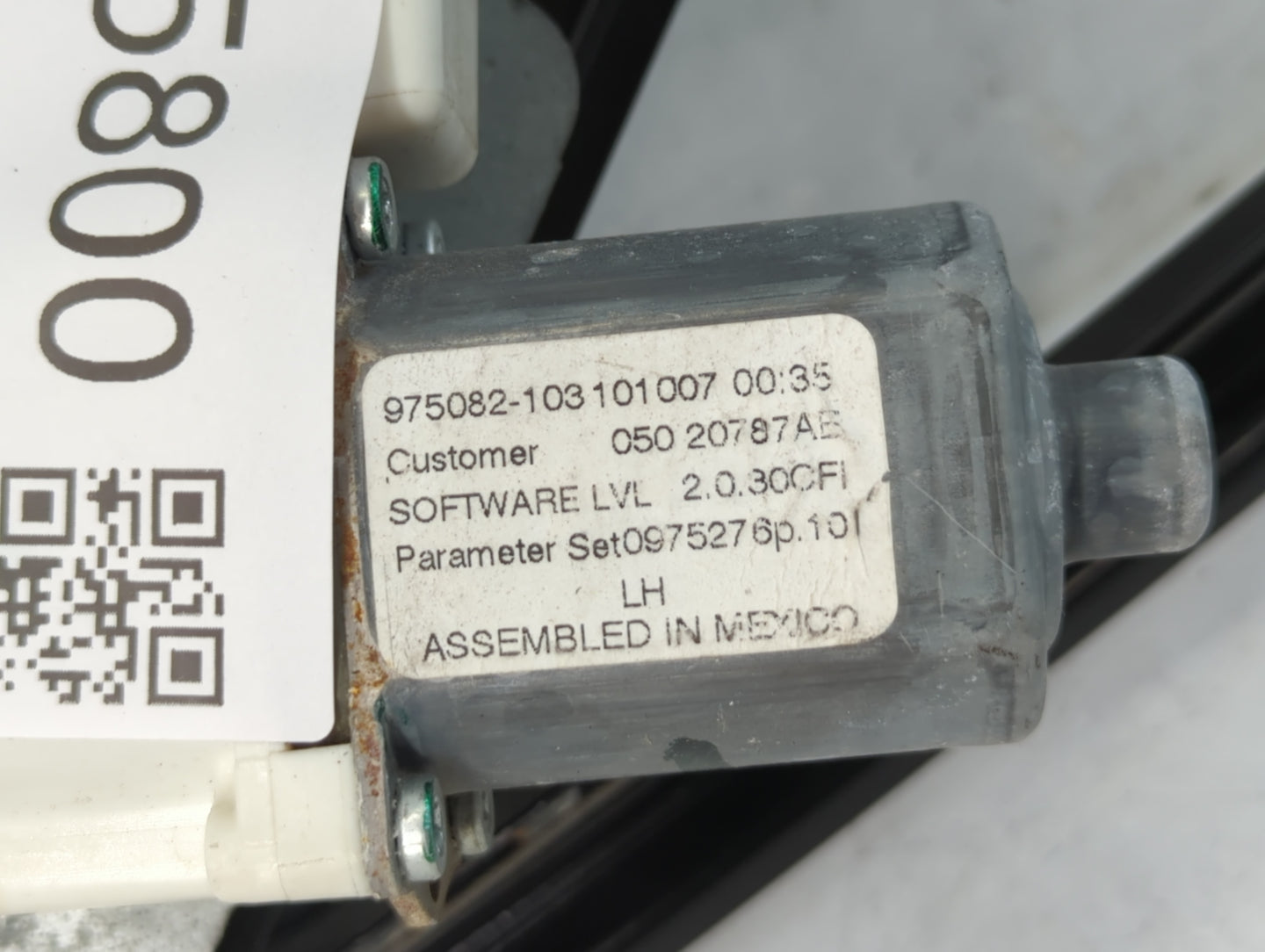 2001-2003 Dodge Durango Driver Left Front Window Regulator - Oemusedautoparts1.com