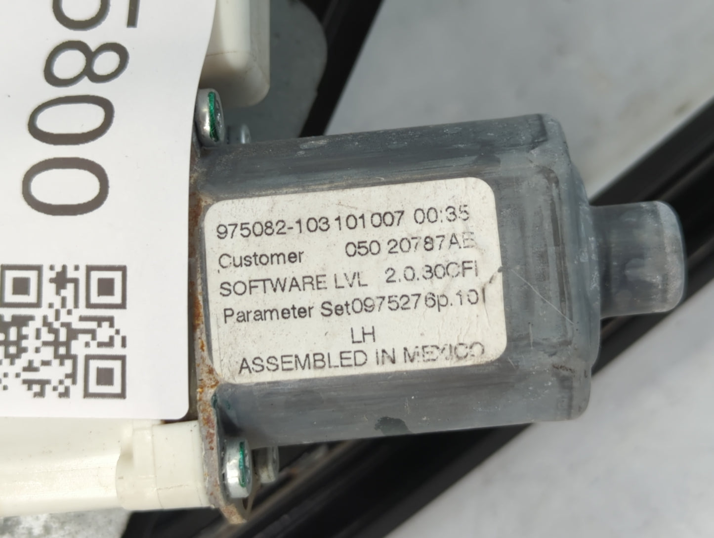 2001-2003 Dodge Durango Driver Left Front Window Regulator - Oemusedautoparts1.com