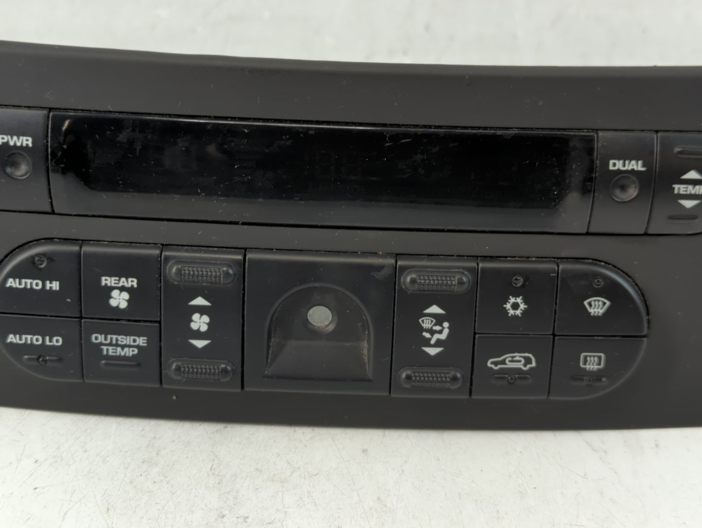 2001-2003 Dodge Durango Climate Control Module Temperature AC/Heater Replacement Fits Fits 2001 2002 2003 OEM Used Auto Part
