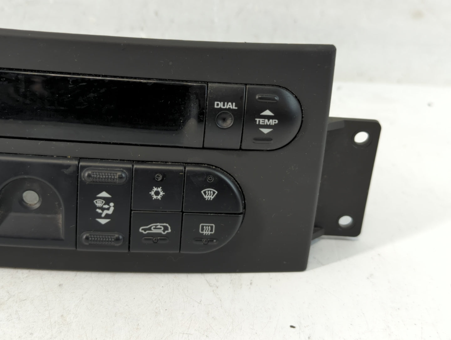 2001-2003 Dodge Durango Climate Control Module Temperature AC/Heater Replacement Fits Fits 2001 2002 2003 OEM Used Auto Part