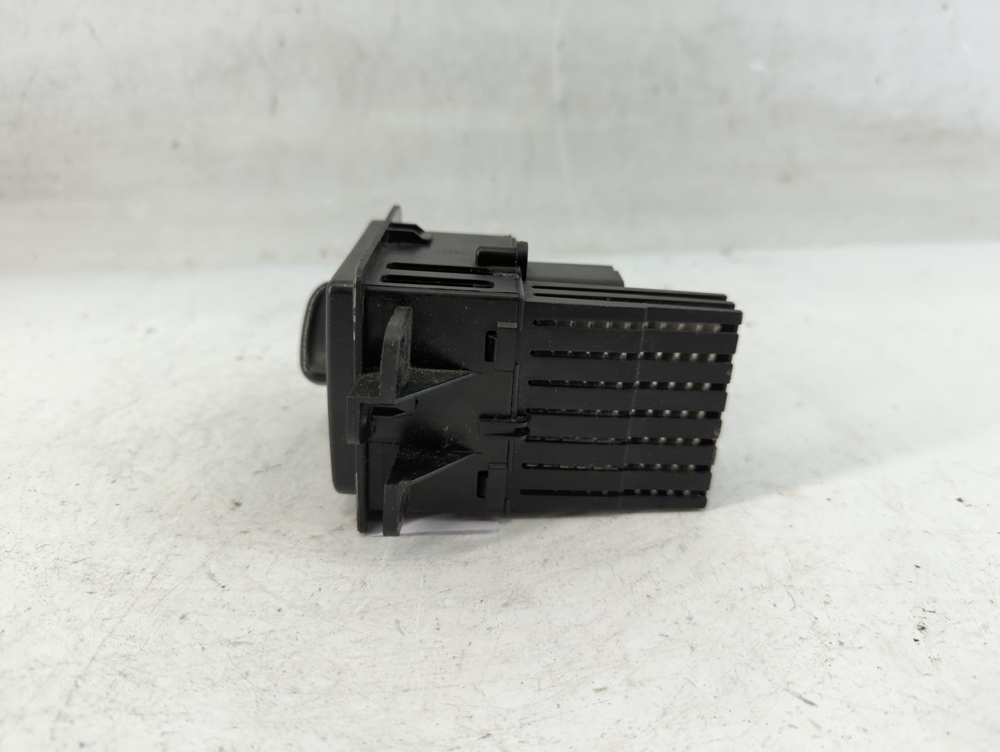 2001-2003 Dodge Durango Headlight Head Light Switch Lamp Control - Oemusedautoparts1.com