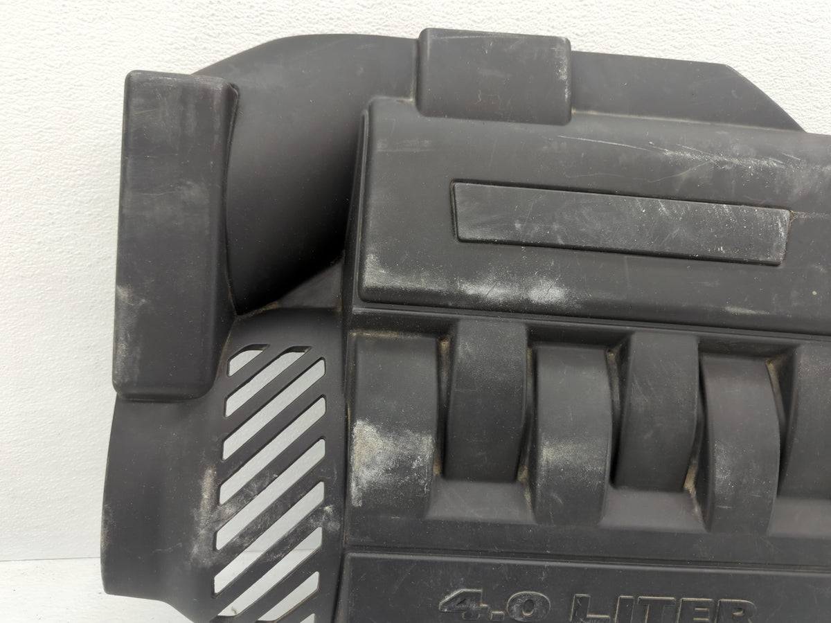 2003 Dodge Durango Engine Cover - Oemusedautoparts1.com