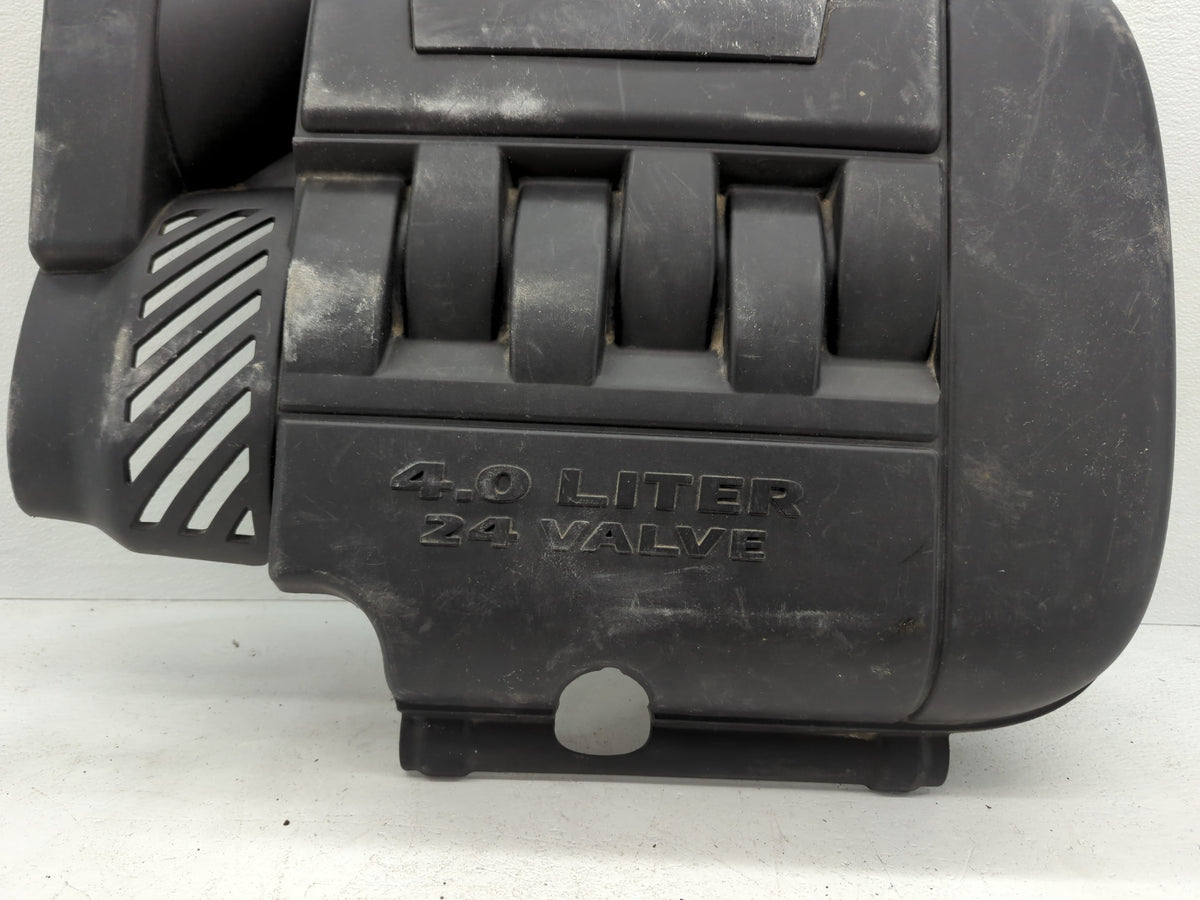2003 Dodge Durango Engine Cover - Oemusedautoparts1.com
