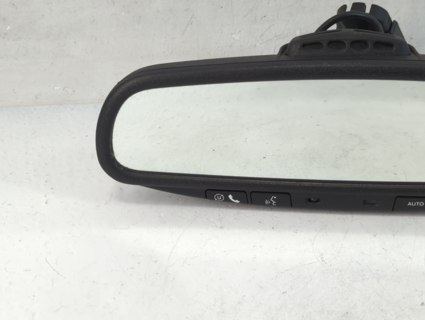 2003 Dodge Durango Interior Rear View Mirror Replacement OEM P/N:E11015622 Fits OEM Used Auto Parts - Oemusedautoparts1.com