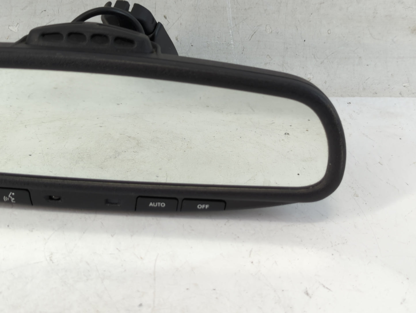2003 Dodge Durango Interior Rear View Mirror Replacement OEM P/N:E11015622 Fits OEM Used Auto Parts - Oemusedautoparts1.com