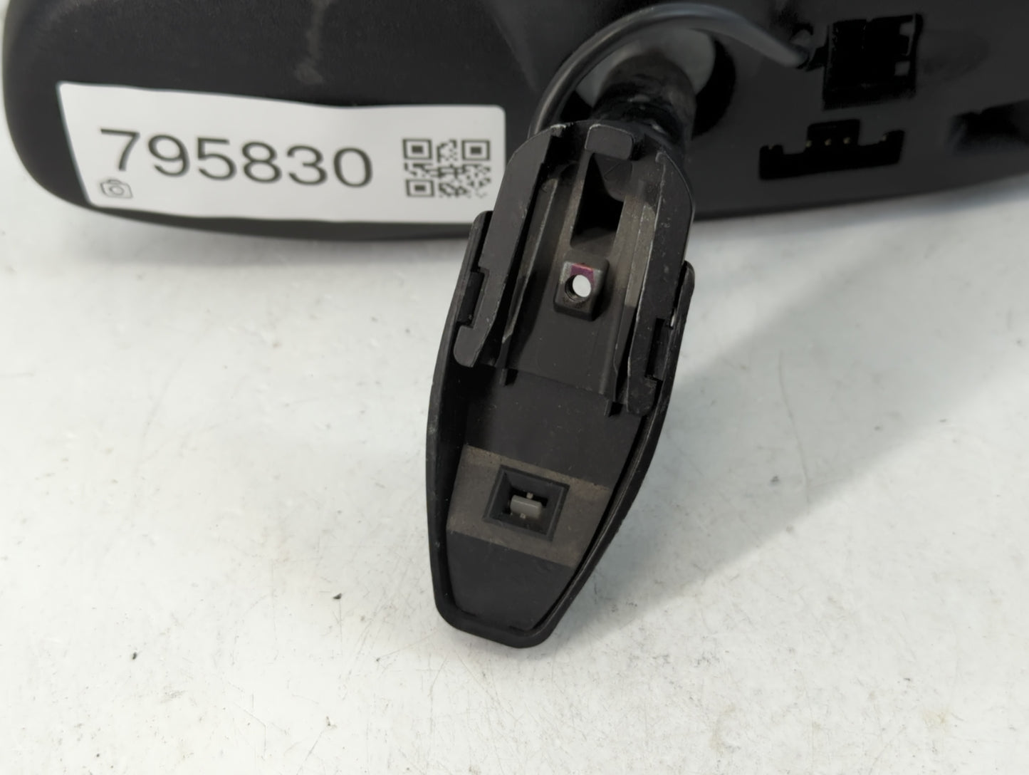 2003 Dodge Durango Interior Rear View Mirror Replacement OEM P/N:E11015622 Fits OEM Used Auto Parts - Oemusedautoparts1.com