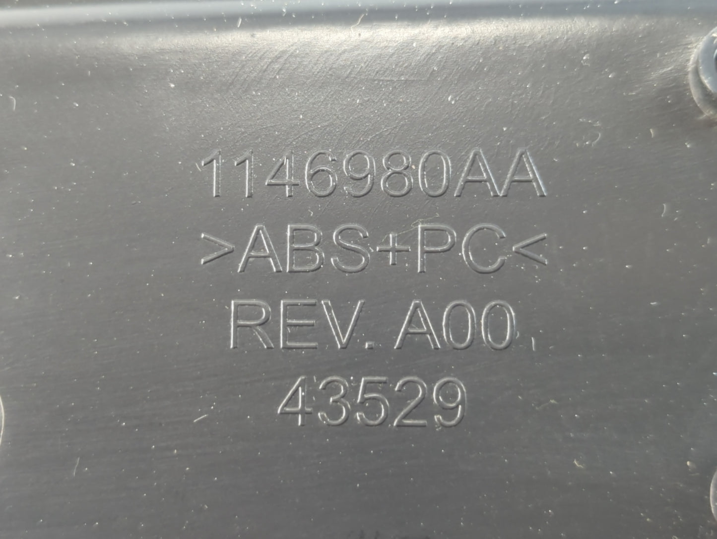 2003 Dodge Durango Passenger Glove Box Door Storage Compartment - Oemusedautoparts1.com
