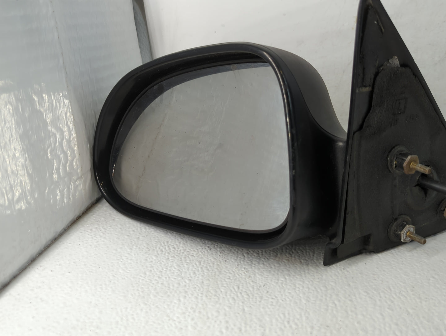 2003 Dodge Durango Driver Side View Mirror - Left Door Mirror OEM Used - Oemusedautoparts1.com