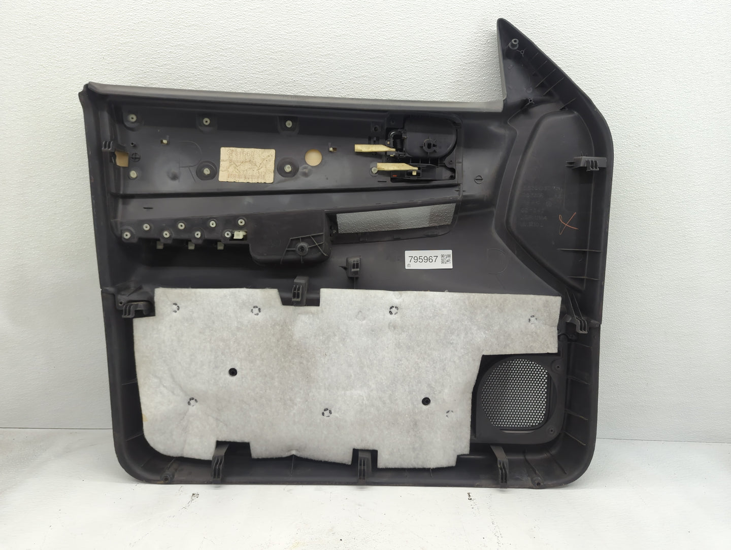 2003 Dodge Durango Front Right Passenger Interior Door Panel Trim - Oemusedautoparts1.com