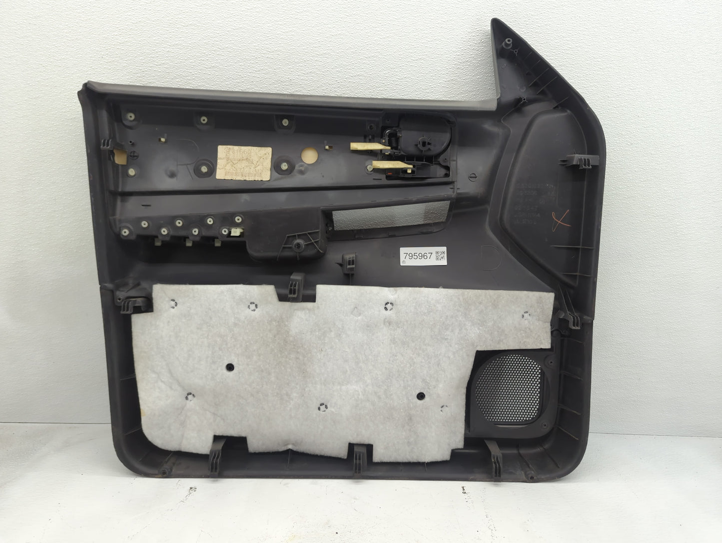 2003 Dodge Durango Front Right Passenger Interior Door Panel Trim - Oemusedautoparts1.com