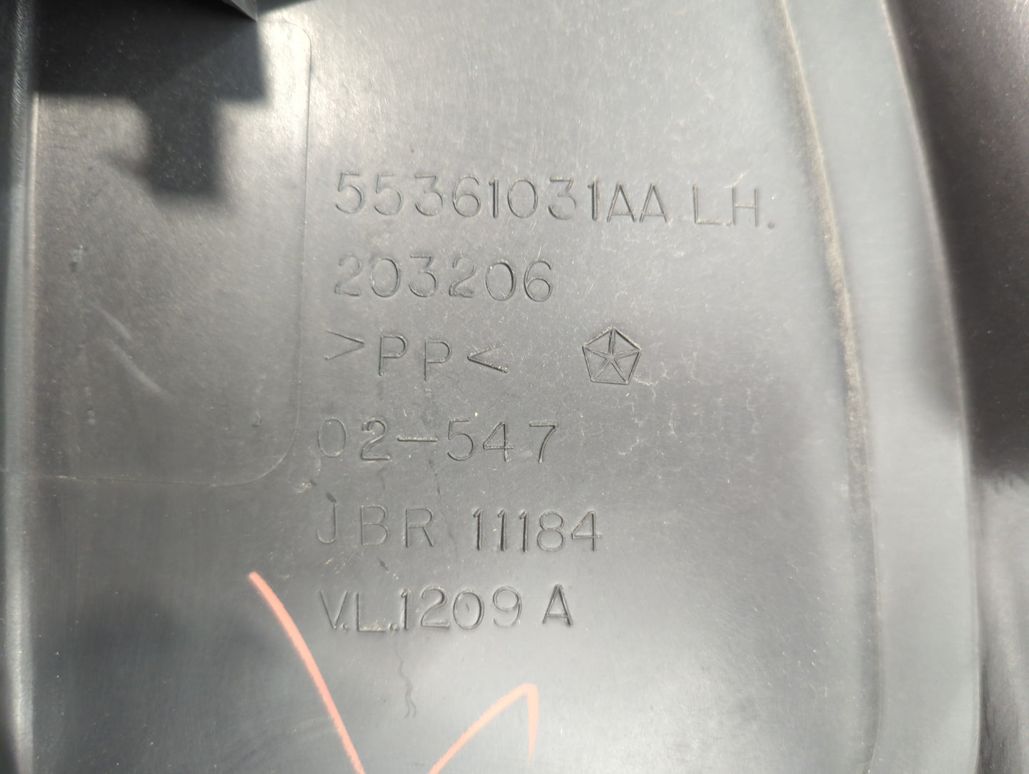 2003 Dodge Durango Front Left Driver Interior Door Panel Trim - Oemusedautoparts1.com