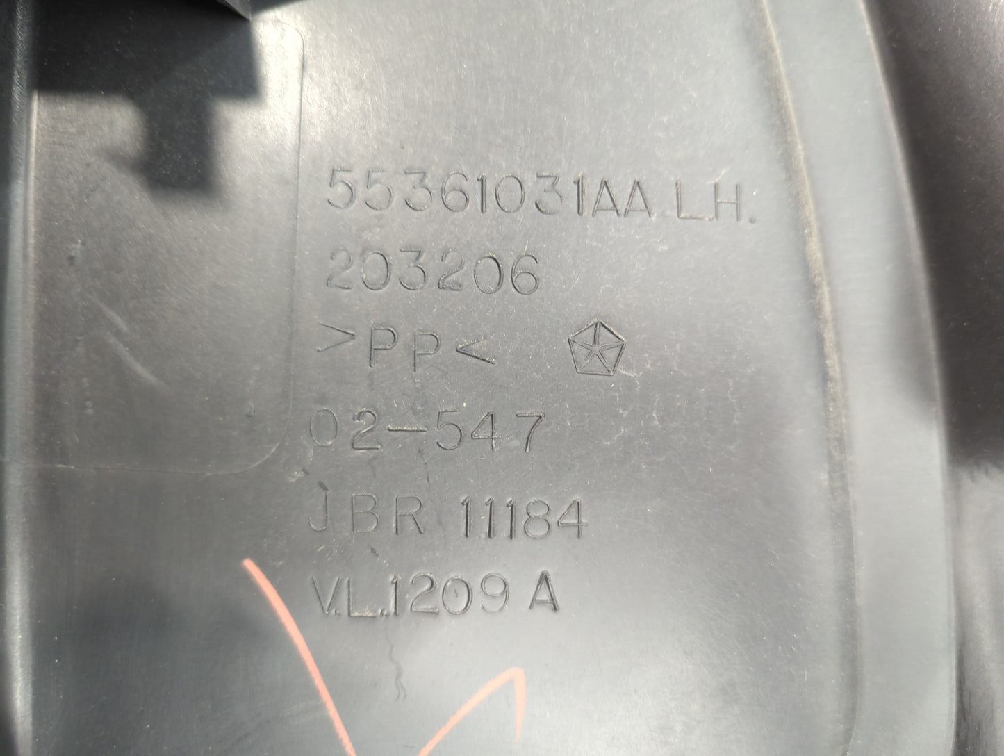 2003 Dodge Durango Front Left Driver Interior Door Panel Trim - Oemusedautoparts1.com