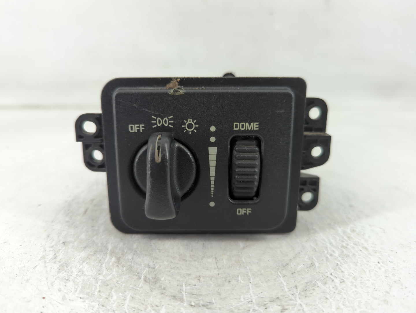 2003 Dodge Durango Headlight Head Light Switch Lamp Control - Oemusedautoparts1.com