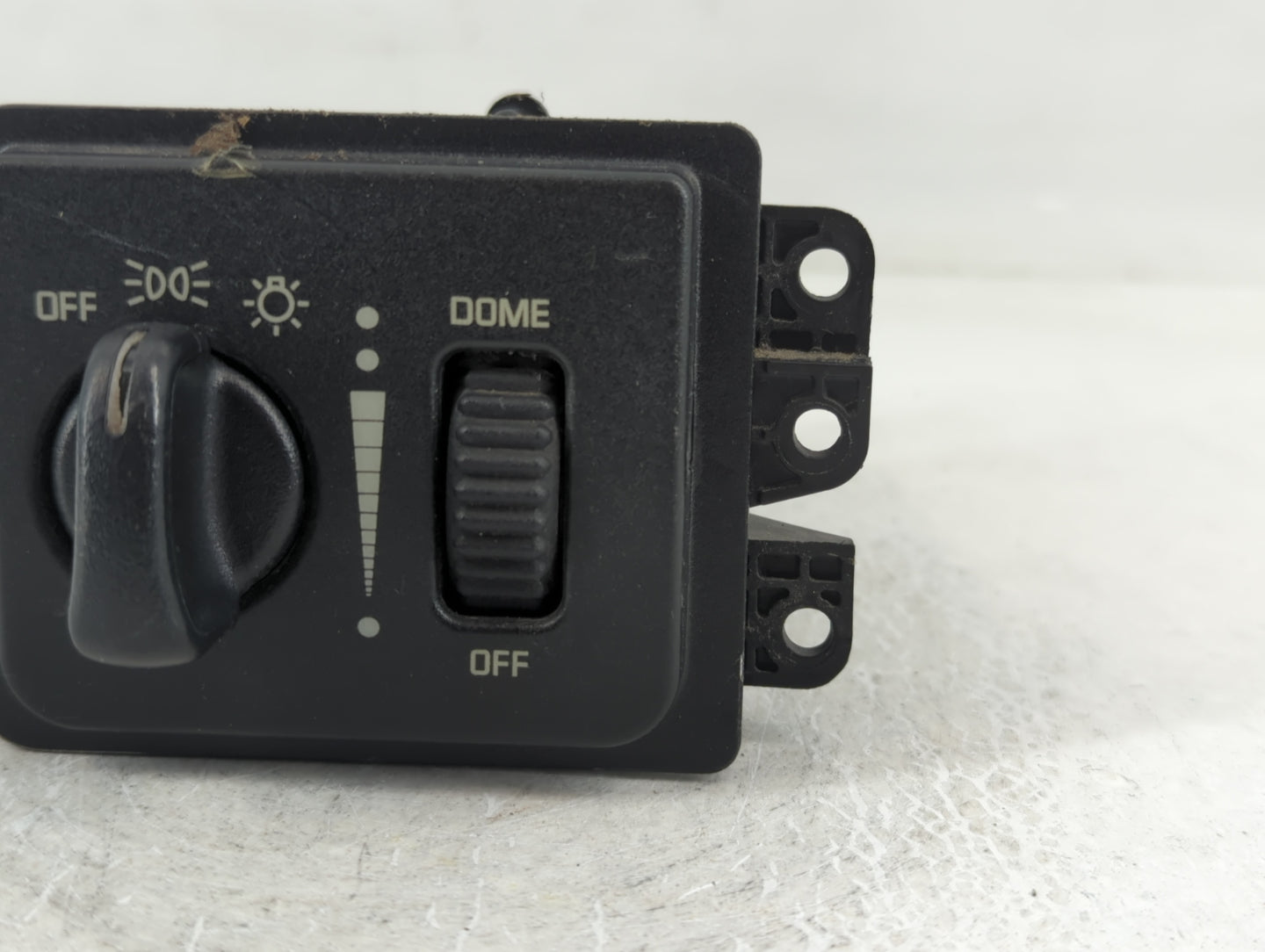 2003 Dodge Durango Headlight Head Light Switch Lamp Control - Oemusedautoparts1.com