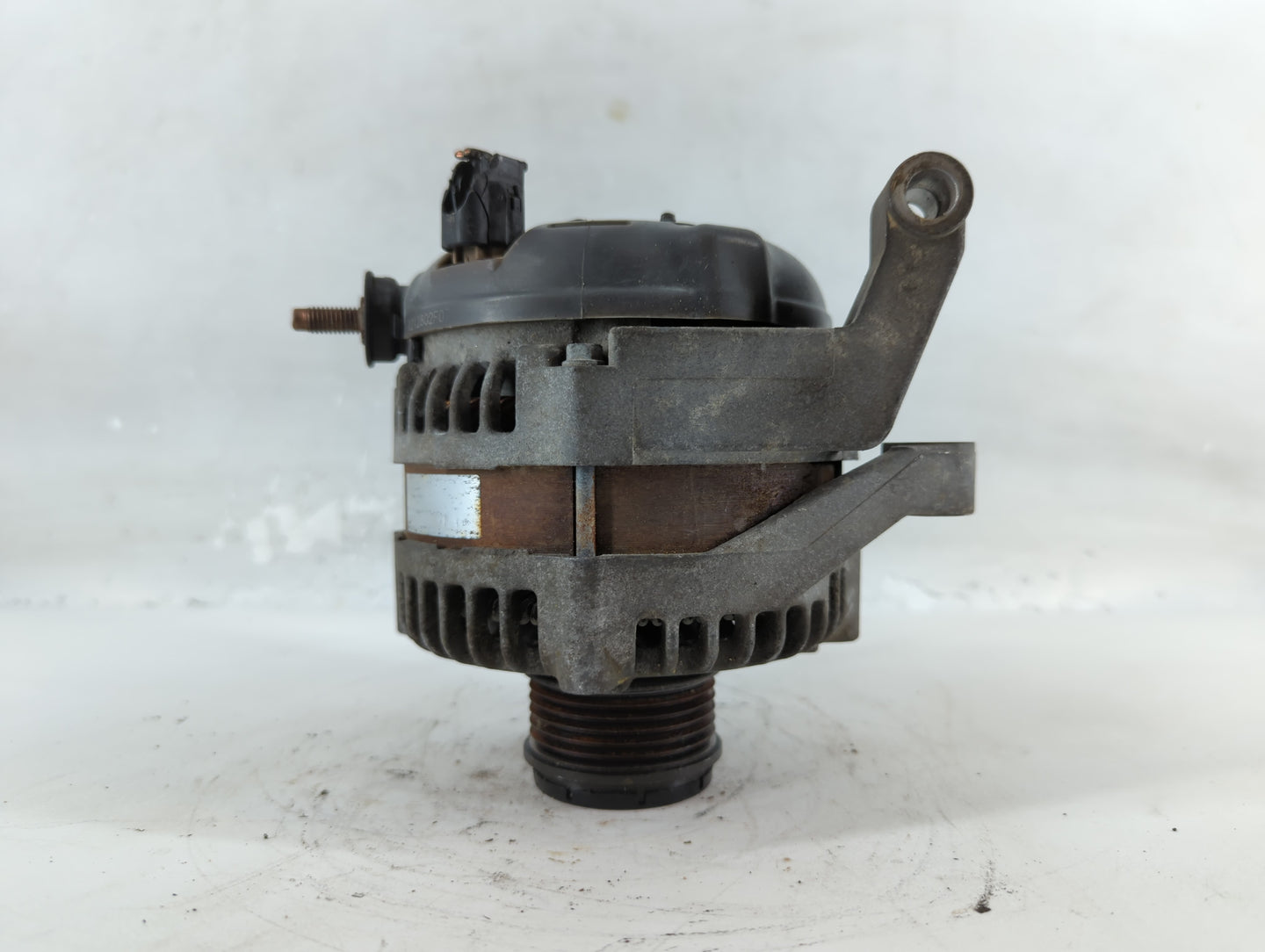 2001-2009 Dodge Durango Alternator Replacement Generator Charging Assembly Engine OEM Fits OEM Used Auto Parts - Oemusedauto