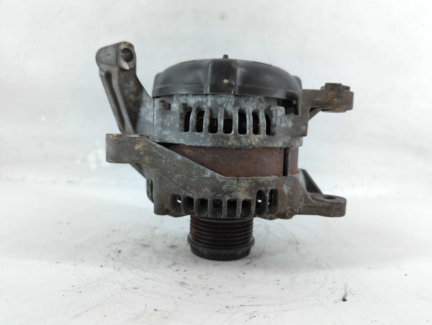 2001-2009 Dodge Durango Alternator Replacement Generator Charging Assembly Engine OEM Fits OEM Used Auto Parts - Oemusedauto