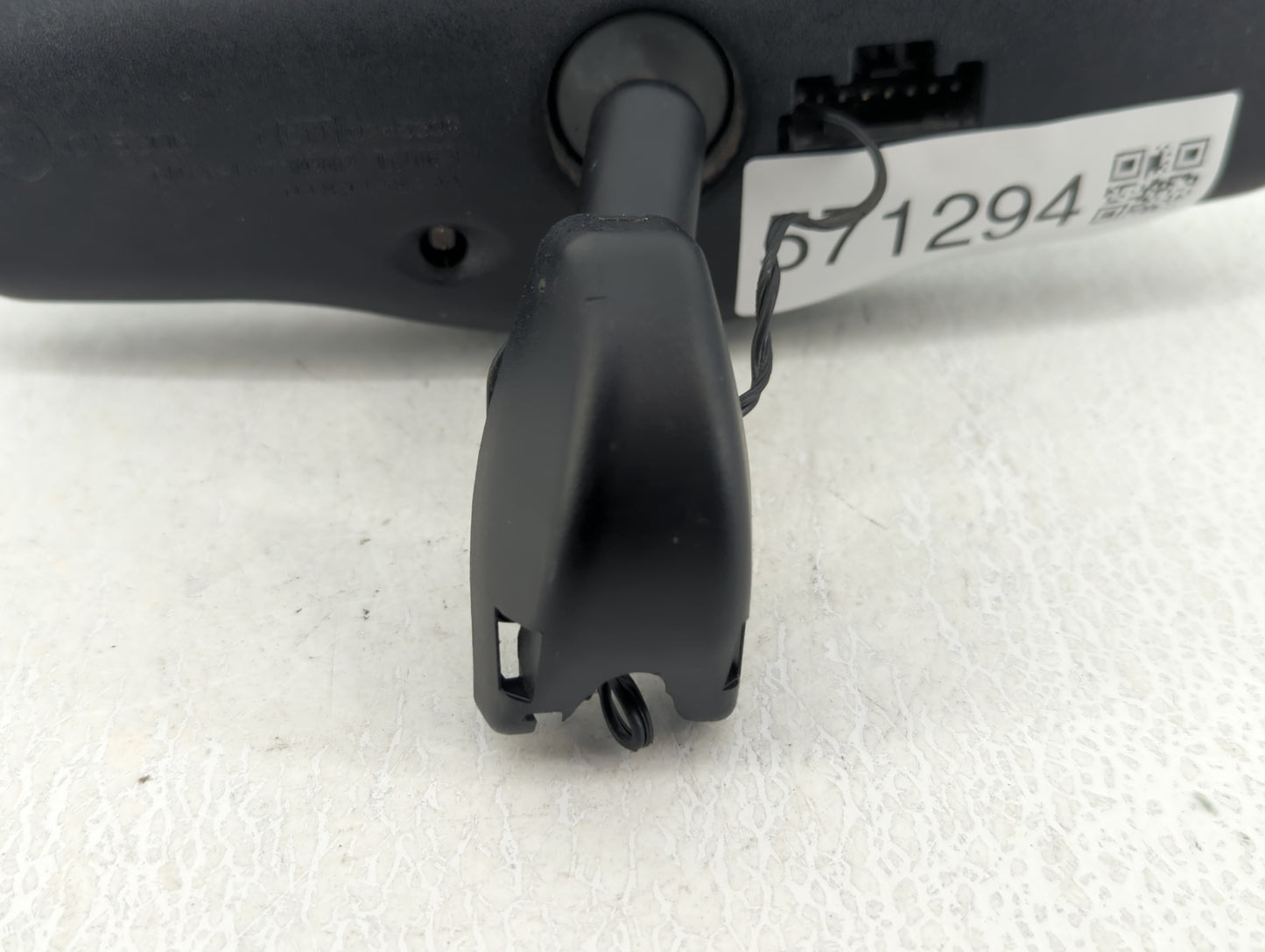 2003 Dodge Grand Caravan Interior Rear View Mirror Replacement OEM P/N:E11015306 Fits OEM Used Auto Parts - Oemusedautoparts