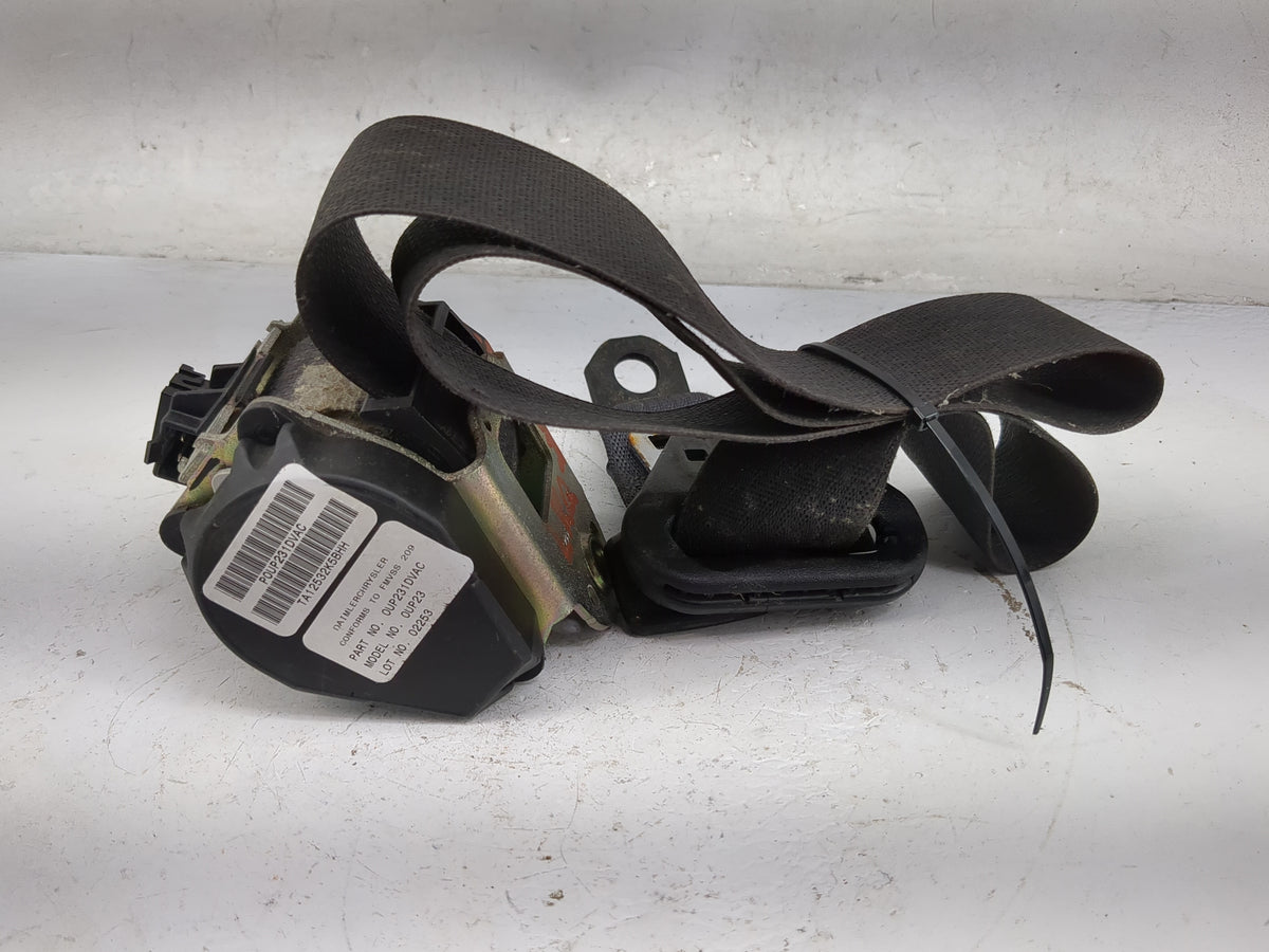 2002-2005 Dodge Neon Driver Front Seatbelt Retractor - Oemusedautoparts1.com