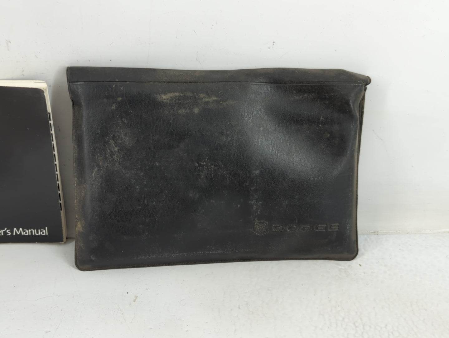2003 Dodge Neon Owners Manual Book Guide P/N:81-026-0338 OEM Used Auto Parts - Oemusedautoparts1.com