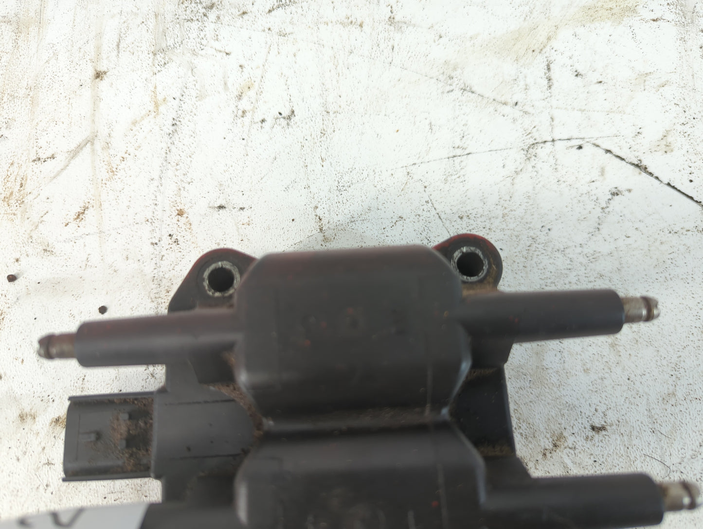 2003 Dodge Neon Mini ignition module COIL - Oemusedautoparts1.com