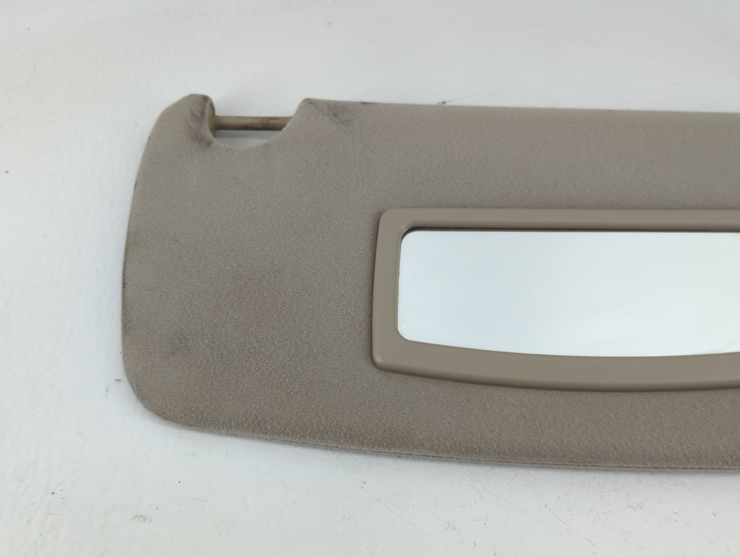 2002-2005 Dodge Ram 1500 Sun Visor Shade Replacement Passenger Right Mirror Fits Fits 2002 2003 2004 2005 OEM Used Auto Part