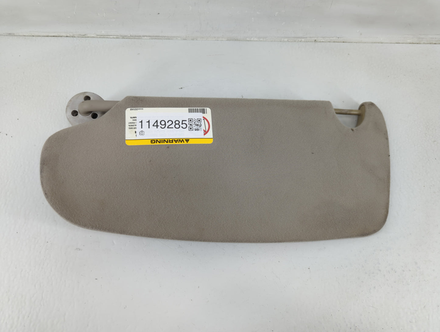 2002-2005 Dodge Ram 1500 Sun Visor Shade Replacement Passenger Right Mirror Fits Fits 2002 2003 2004 2005 OEM Used Auto Part