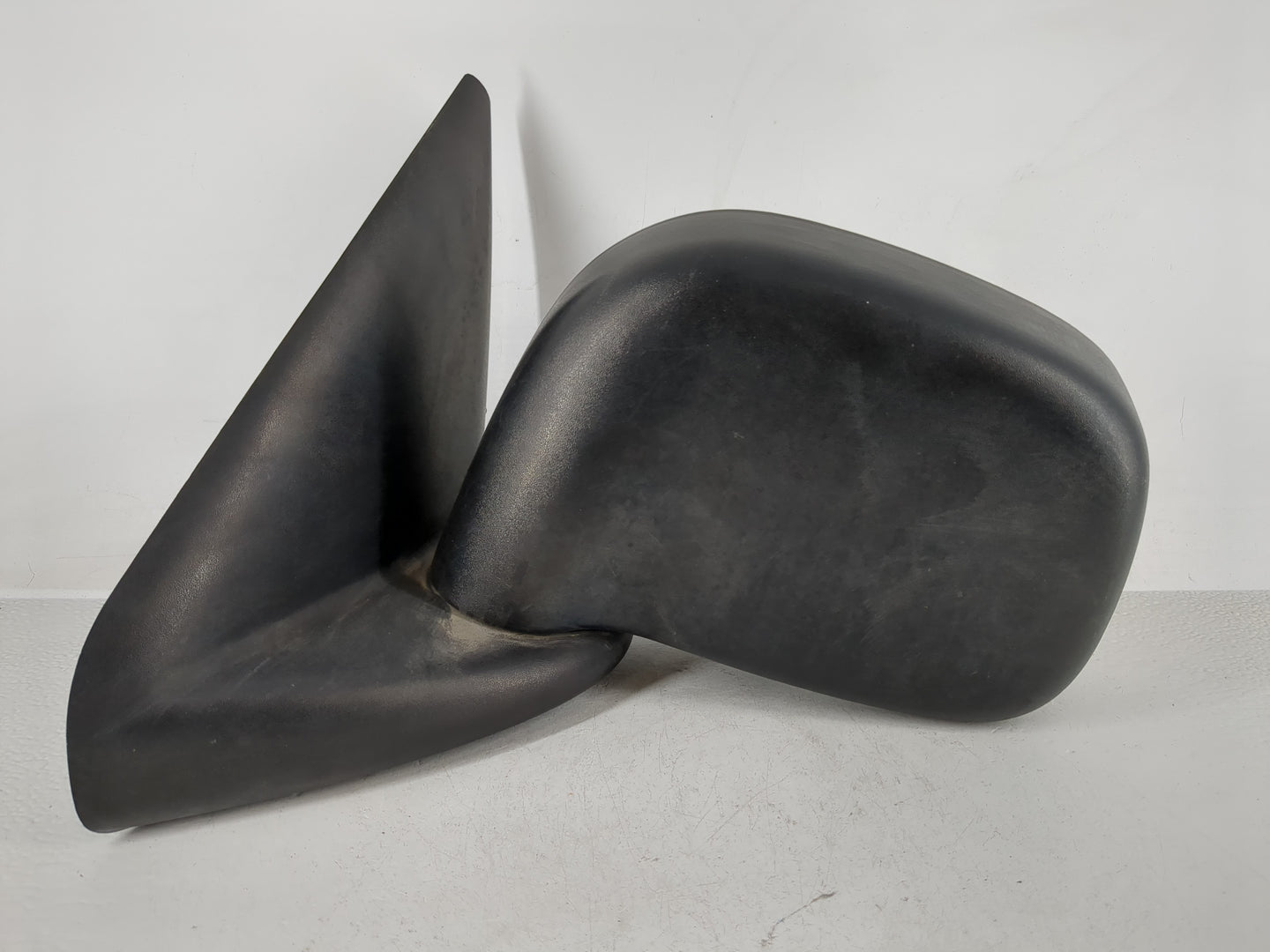 2002-2008 Dodge Ram 1500 Driver Side View Mirror - Left Door Mirror OEM Used - Oemusedautoparts1.com