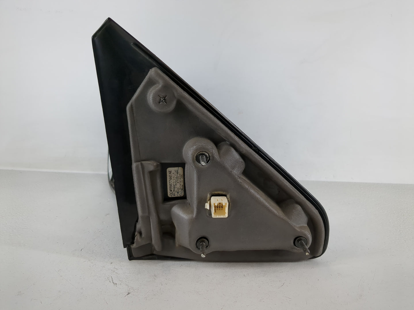 2002-2008 Dodge Ram 1500 Driver Side View Mirror - Left Door Mirror OEM Used - Oemusedautoparts1.com