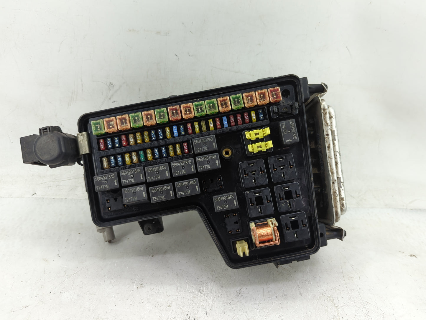 2002-2003 Dodge Ram 1500 Fusebox Fuse Box Panel Relay Module P/N:56049011AG Fits Fits 2002 2003 OEM Used Auto Parts - Oemuse