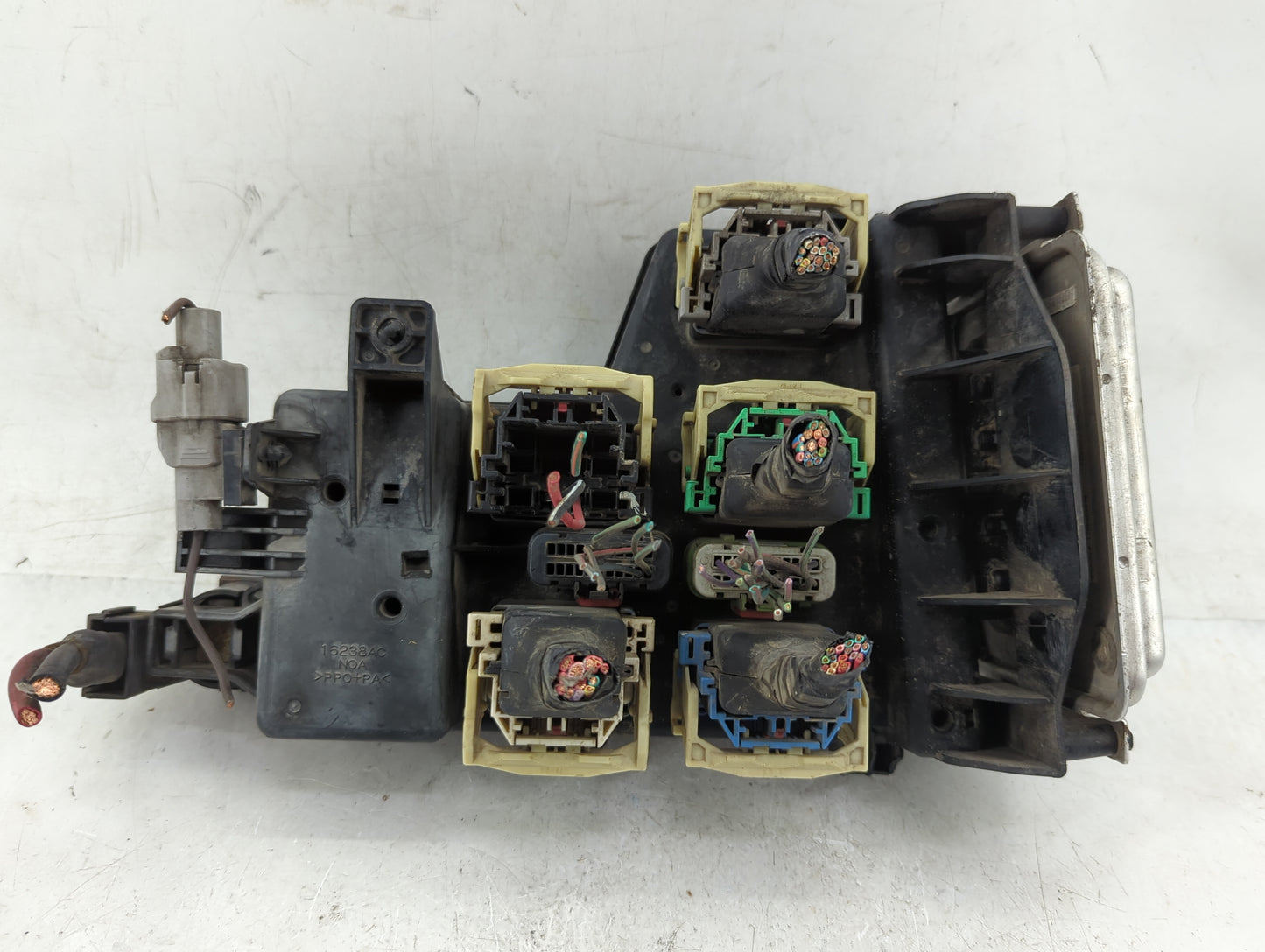 2002-2003 Dodge Ram 1500 Fusebox Fuse Box Panel Relay Module P/N:56049011AG Fits Fits 2002 2003 OEM Used Auto Parts - Oemuse