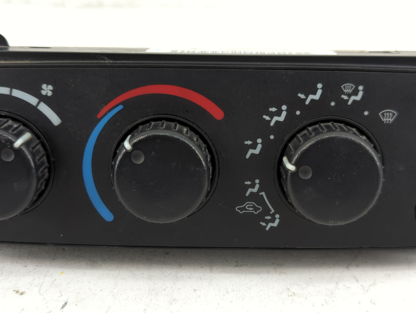 2003-2005 Dodge Ram 1500 Climate Control Module Temperature AC/Heater Replacement P/N:P55056321AD Fits Fits 2003 2004 2005 O