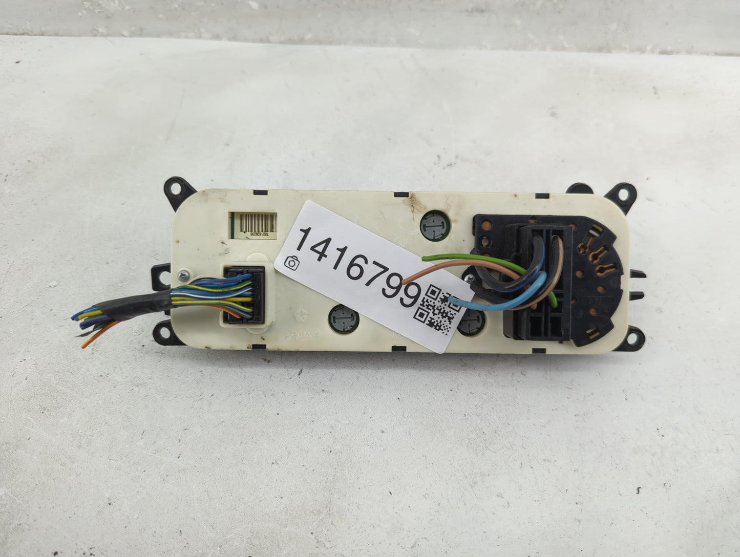 2003-2005 Dodge Ram 1500 Climate Control Module Temperature AC/Heater Replacement P/N:P55056321AD Fits Fits 2003 2004 2005 O