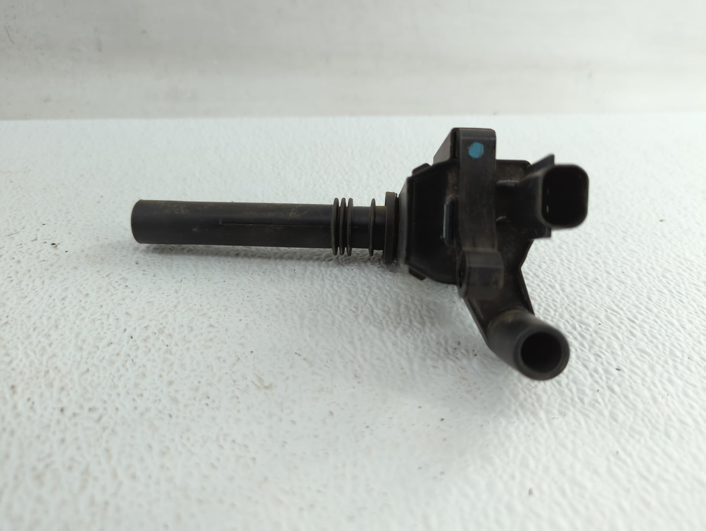 2003-2005 Dodge Ram 1500 Ignition Coil Igniter Pack - Oemusedautoparts1.com