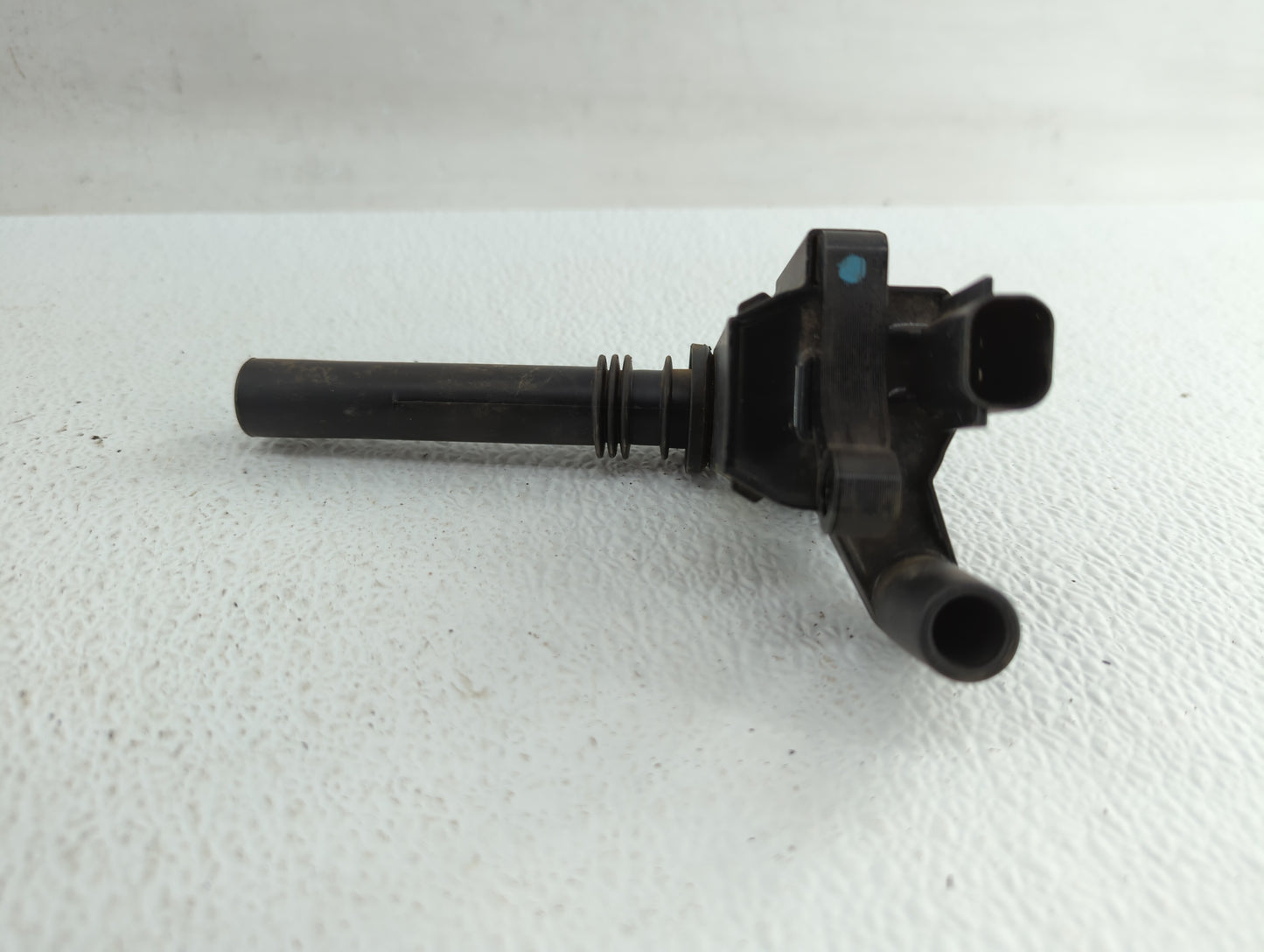 2003-2005 Dodge Ram 1500 Ignition Coil Igniter Pack - Oemusedautoparts1.com