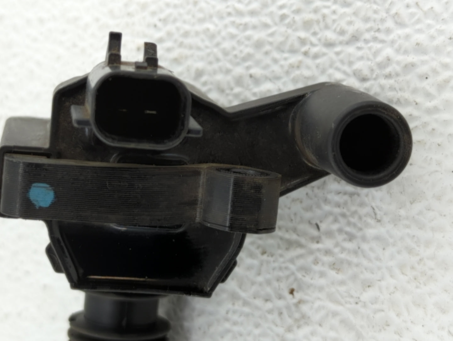 2003-2005 Dodge Ram 1500 Ignition Coil Igniter Pack - Oemusedautoparts1.com