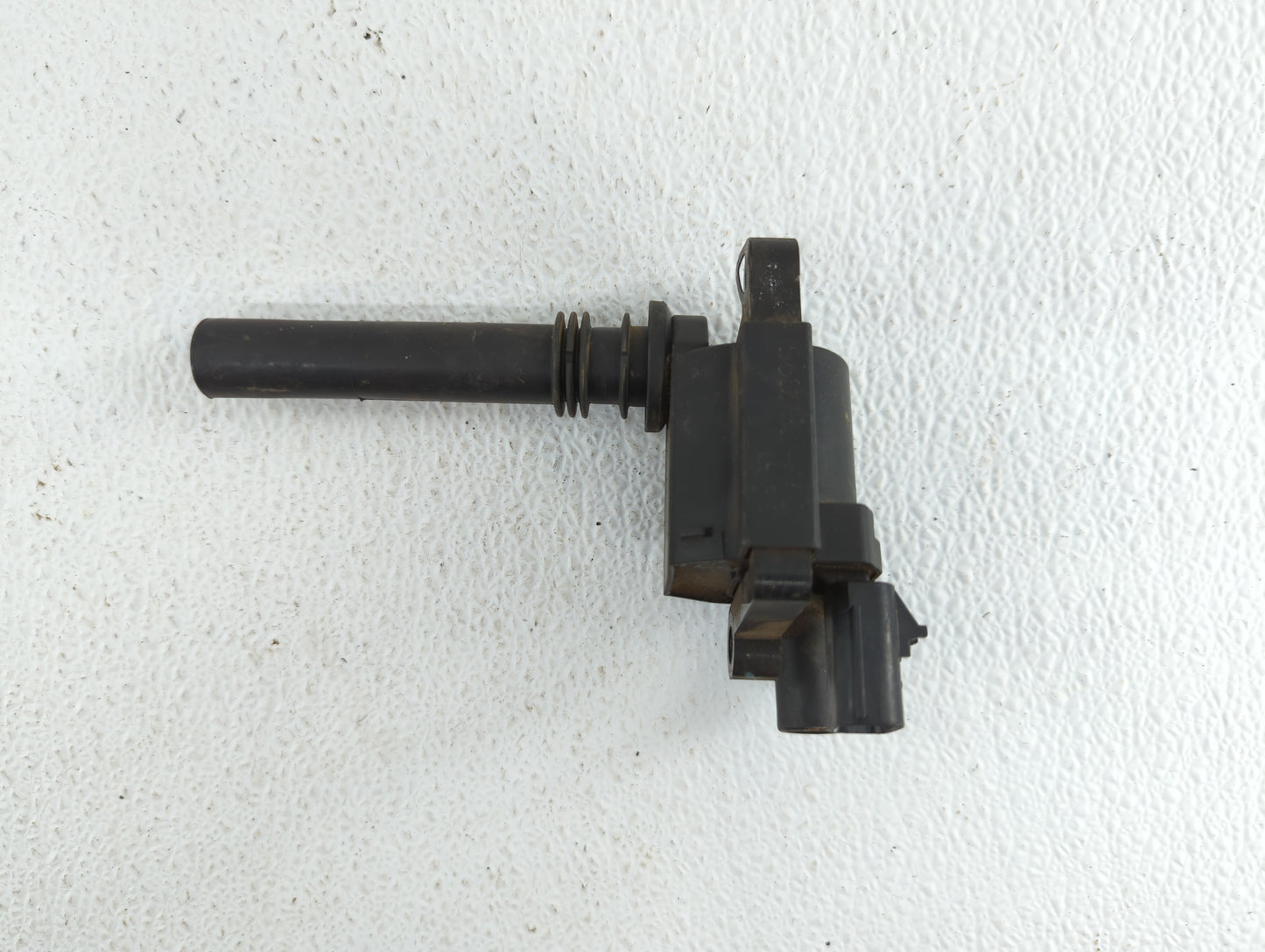 2003-2005 Dodge Ram 1500 Ignition Coil Igniter Pack - Oemusedautoparts1.com