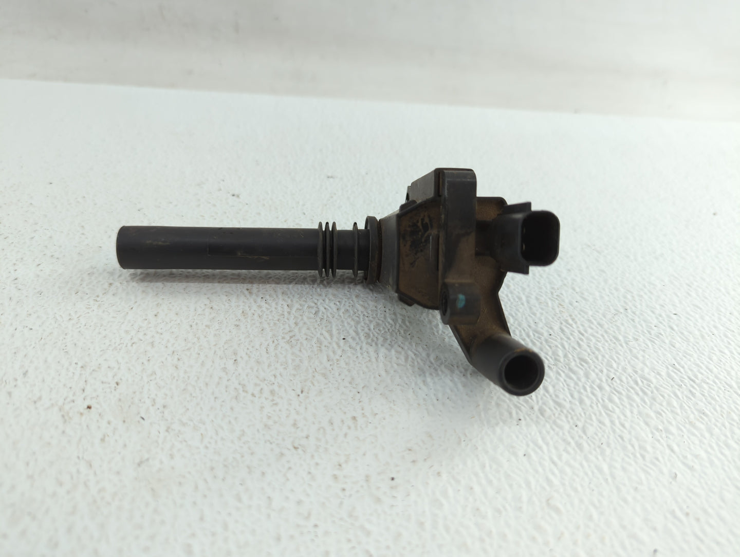 2003-2005 Dodge Ram 1500 Ignition Coil Igniter Pack - Oemusedautoparts1.com