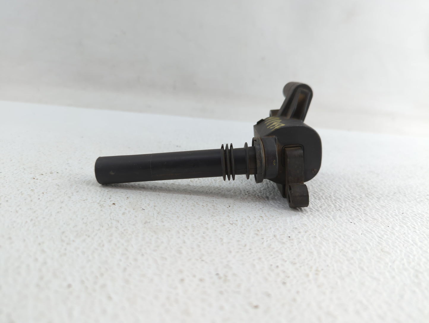 2003-2005 Dodge Ram 1500 Ignition Coil Igniter Pack - Oemusedautoparts1.com