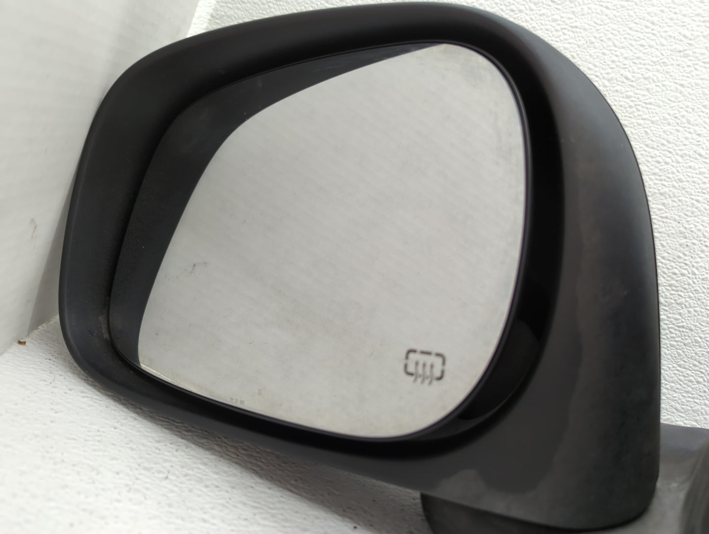2002-2008 Dodge Ram 1500 Driver Side View Mirror - Left Door Mirror OEM Used - Oemusedautoparts1.com