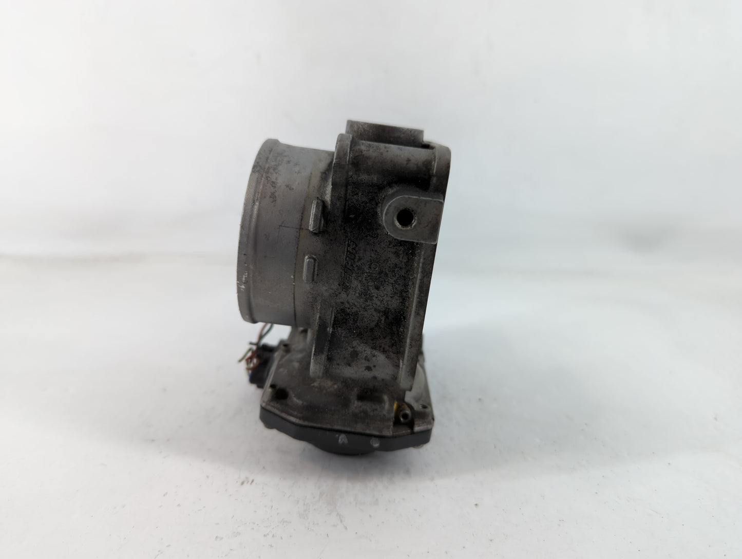 2003 Dodge Ram 1500 Throttle Body P/N:00859 1430 Fits OEM Used Auto Parts - Oemusedautoparts1.com