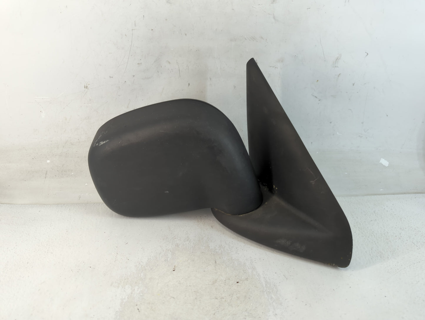 2002-2008 Dodge Ram 1500 Passenger Right Side View Manual Door Mirror - Oemusedautoparts1.com
